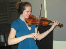  Artists Violinist Recording in Mirror Sound's Center Stage